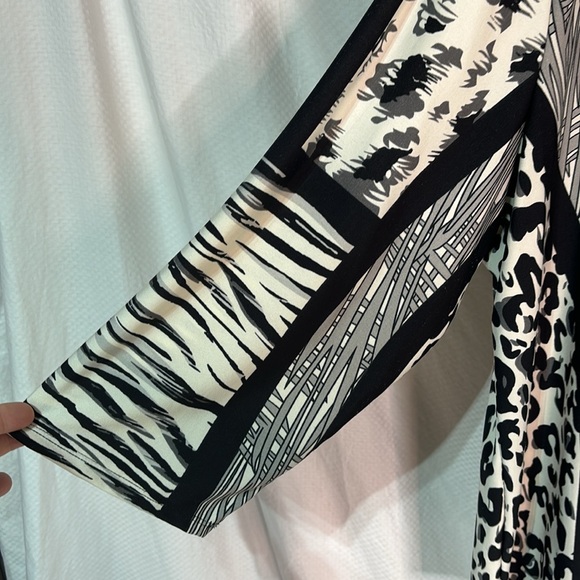 Ava & Grace 3x black white animal print multi print top euc leopard cheetah mix - Picture 3 of 8